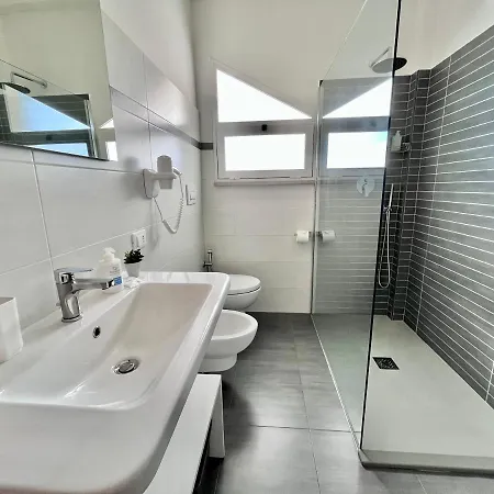 Innsud Bed & Breakfast 4*